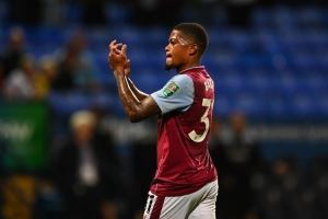 记者：罗马与利昂-贝利原则上就个人条款达成一致